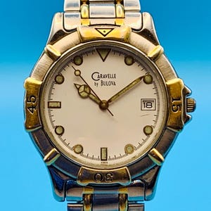Vintage 1995 AKII Emerald Green Date Swiss Movement Women\'s Quartz Watch ? 1995 SWATCH SWISS GREEN DRAGON VINTAGE QUARTZ WATCH $ 169  main image 4