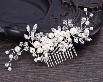 Pearl and Crystal Comb