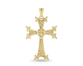Colgante de cruz armenia en oro macizo de 14 quilates con parte trasera grabable. Joyería religiosa.