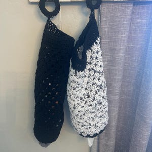 Crochet grocery bag holder