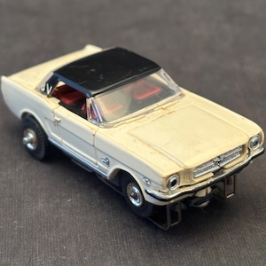Vintage Aurora T-Jet 65 Ford Mustang Hardtop