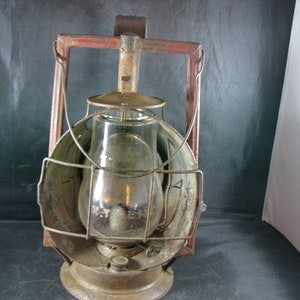 1916‑30s　DIETZ Ideal Inspector’s Lamp Dietz Acme Inspector (1900-1914) & Dietz Buckeye Dash Lamp