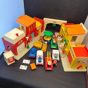 Vintage Fisher Price Village