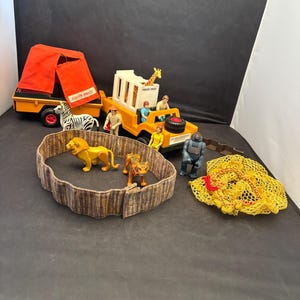 Vintage Fisher Price Adventure People Safari Set