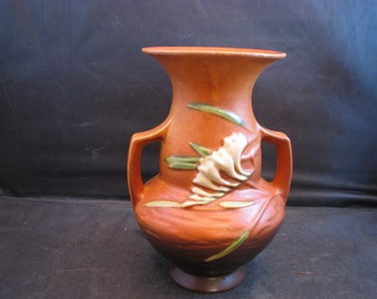 Vintage Roseville Pottery Freesia Vase Shape 122-8 Tangerine Brown