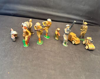 Vintage Manoil/Barclay Soldiers and Vehicles