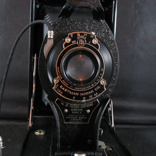 Antique Kodak Hawk-Eye Camera No shops 3A Folding With Original Box