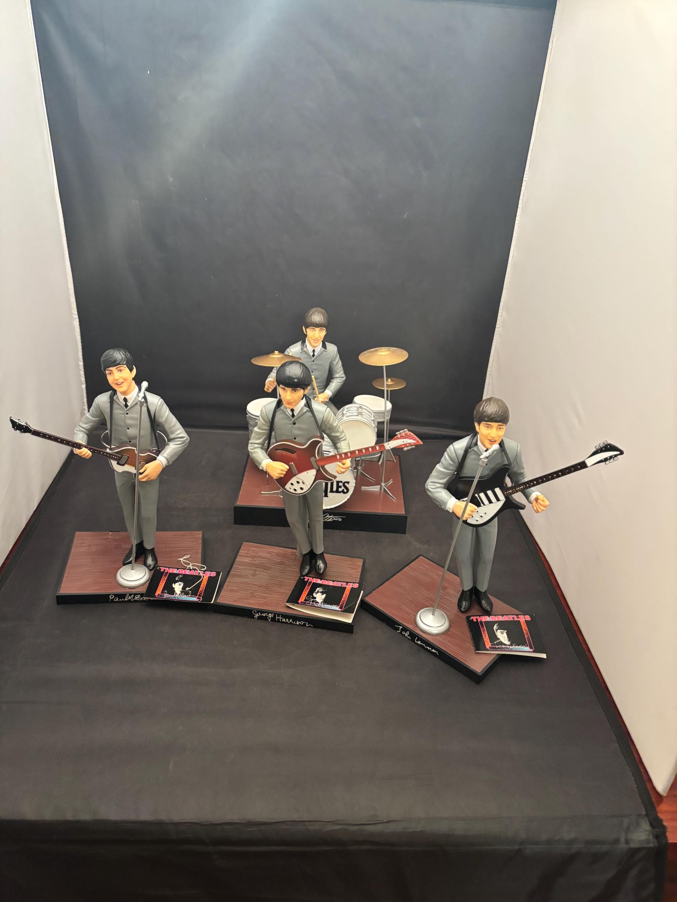 ハミルトン ビートルズ フィギュアセット - Etsy 日本