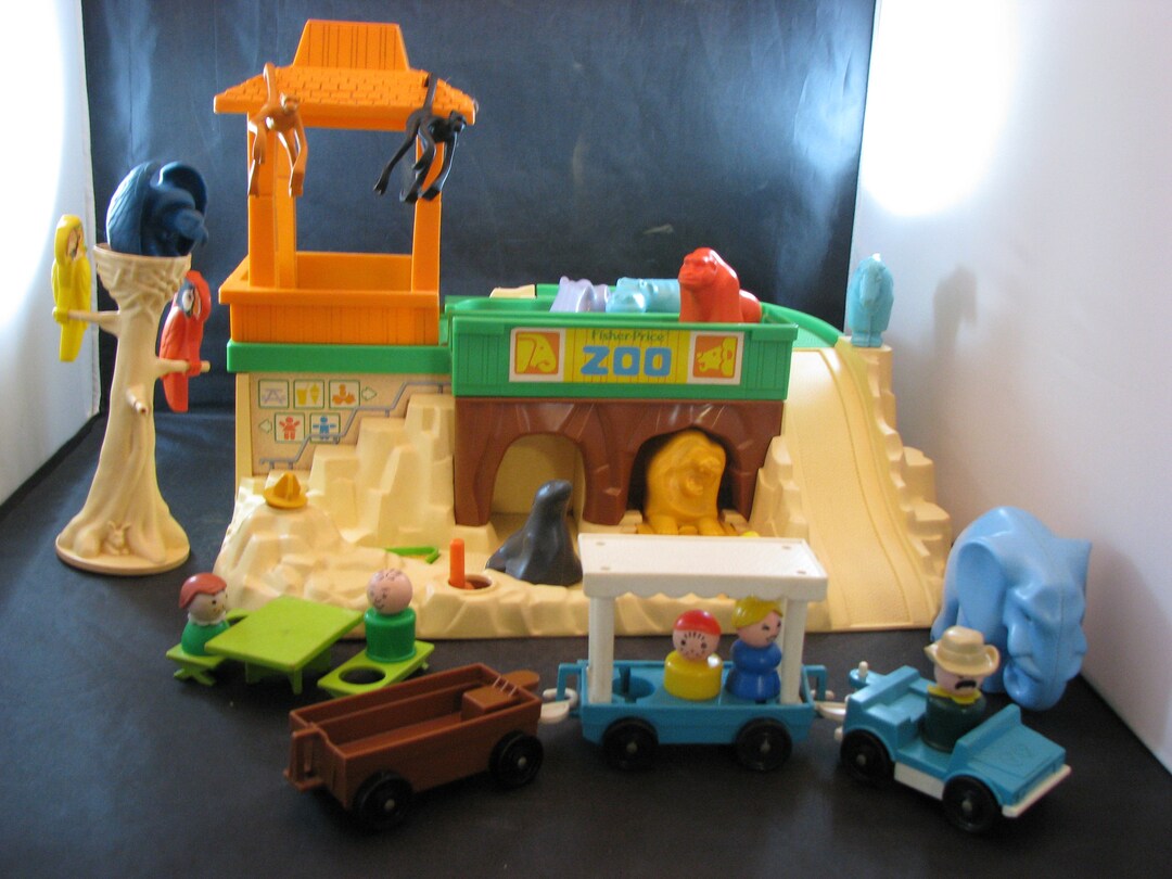 Vintage Fisher Price Zoo - Etsy