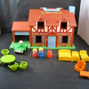 Vintage Fisher Price Little People House With Original Box
