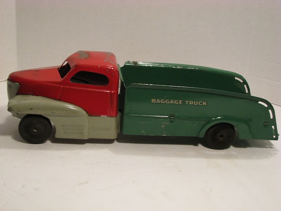 buddy l baggage truck