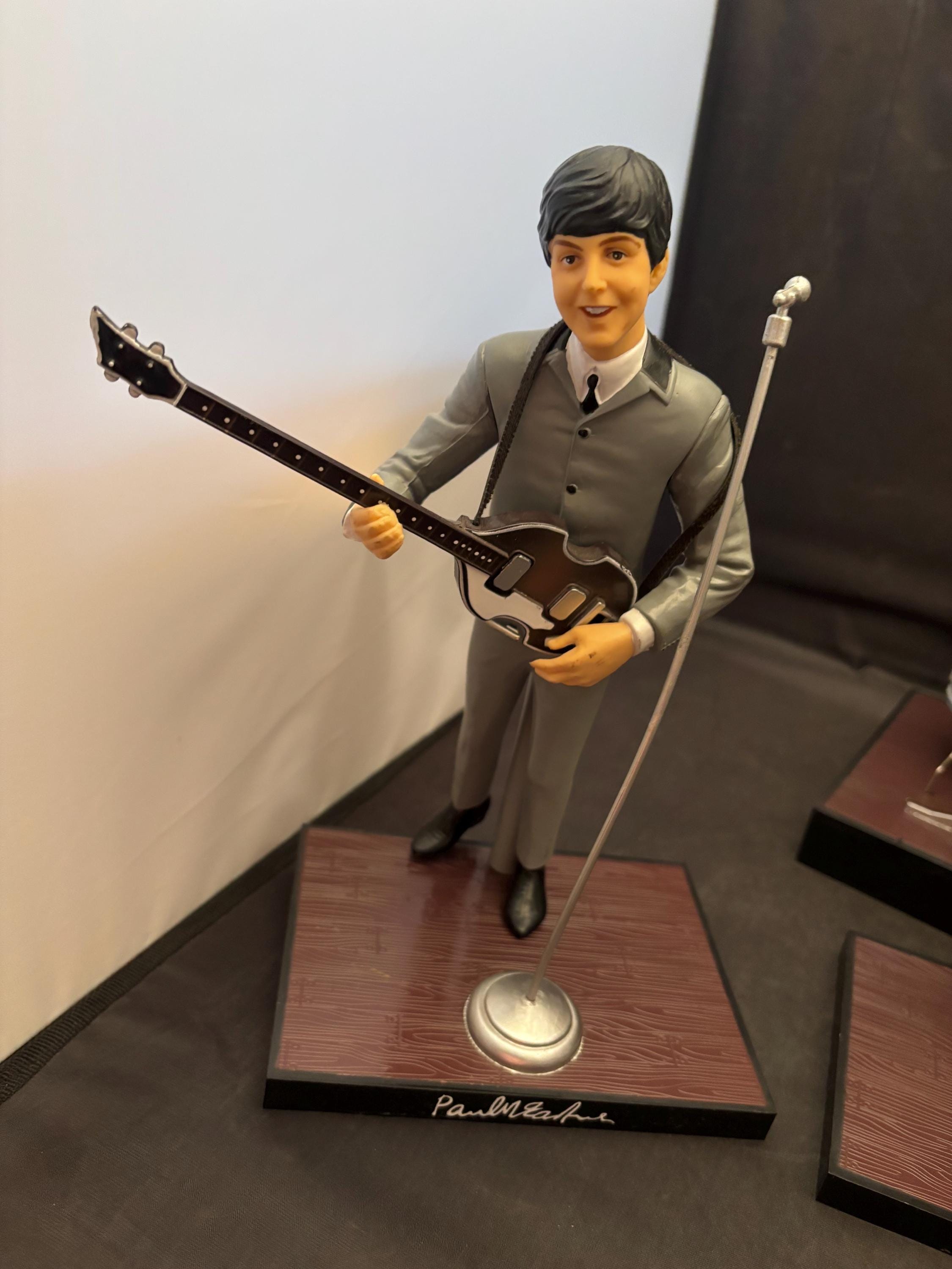 ハミルトン ビートルズ フィギュアセット - Etsy 日本