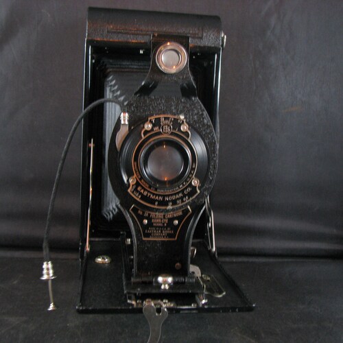 Antique Kodak Hawk-Eye Camera No shops 3A Folding With Original Box