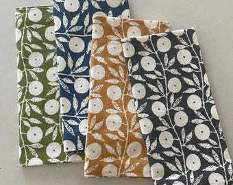 Multi Color Flower Vine Napkin Set/4