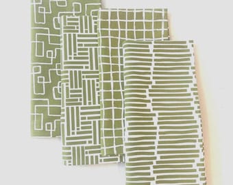 NEW! Connections Napkin Set/4 Green