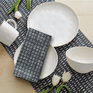 Table Runner Elements Dash - Slate Gray