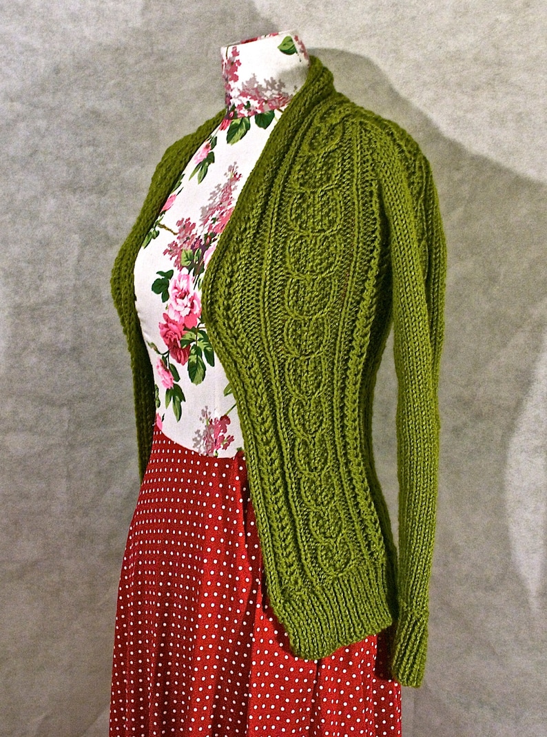 UK 68 Olive Green Seeded Wishbone Patterned Hand Knit Cardigan