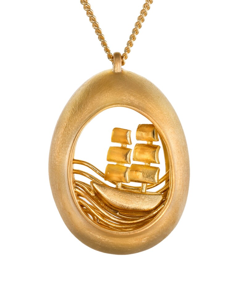 Large 14k Gold Pendant Necklace Gold Nautical Necklace Gold Etsy