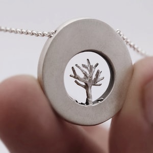 Baum des Lebens Halskette, Sterling Silber Baum Anhänger, Geschenk für sie, Kunst Halskette, Statement Halskette Zeitgenössischen Anhänger