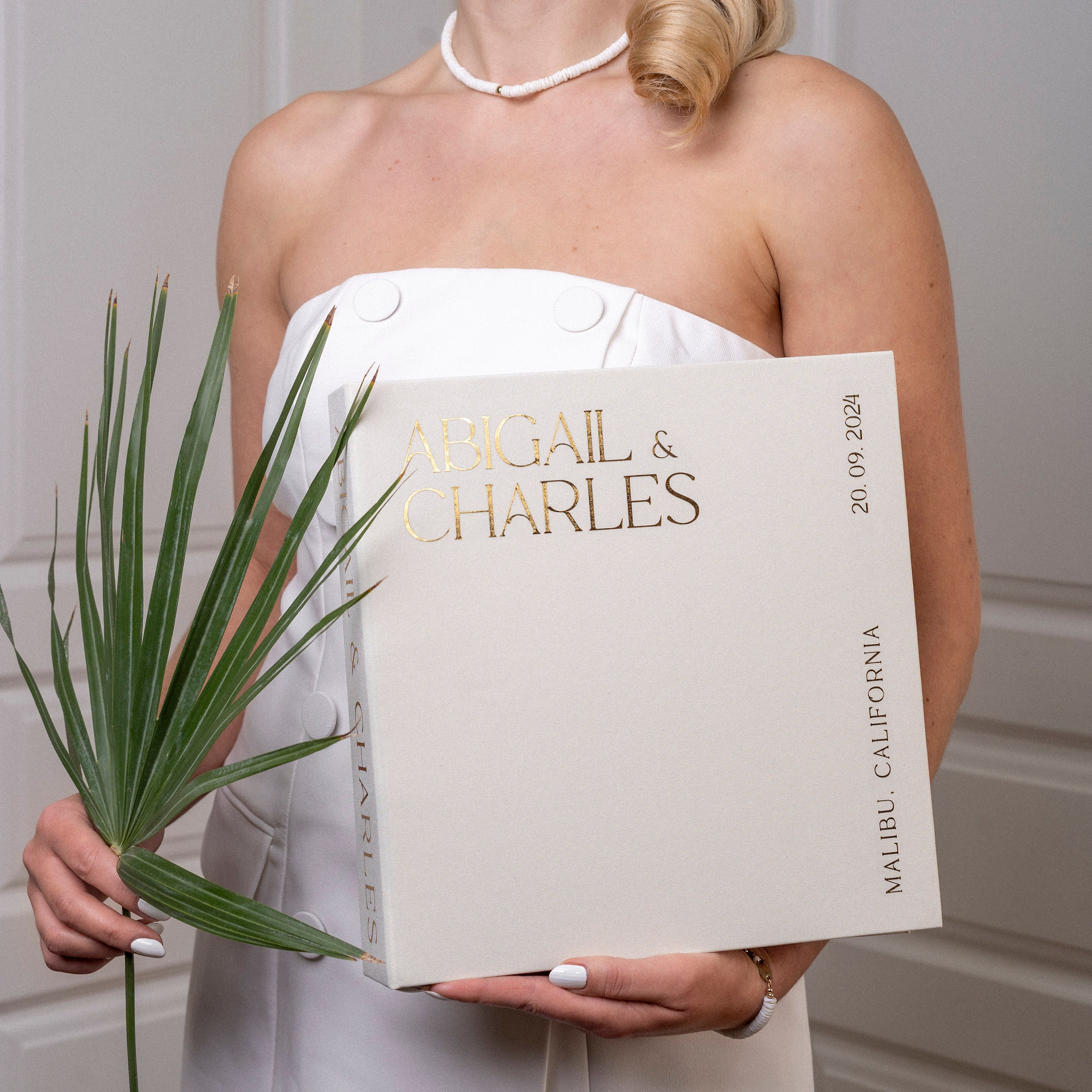 Ivory Guest Book + Free Gift, Photo Slip-in Luxury for Polaroid & Instax Photos, Real Gold Lettering, Personalized Wedding Album, Guest Book