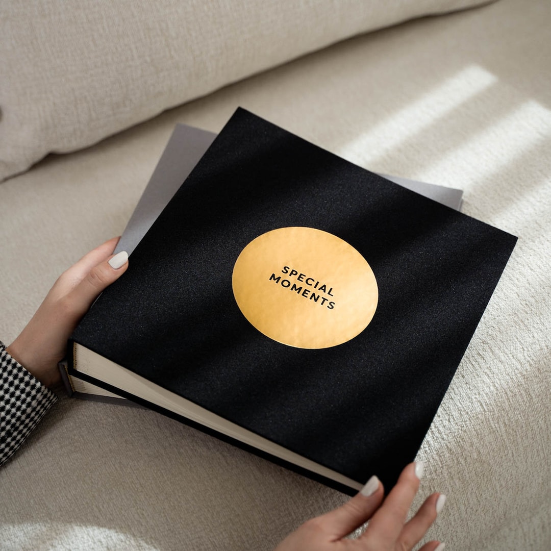 Custom Coffee Table Book Family Photo Album Circle Design, Large