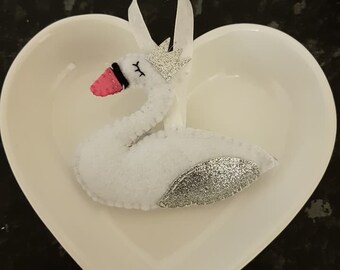 Glittery Felt Swan hanging decoration