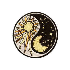Sun Moon Yin Yang Round Iron On Patch  |  1 Piece