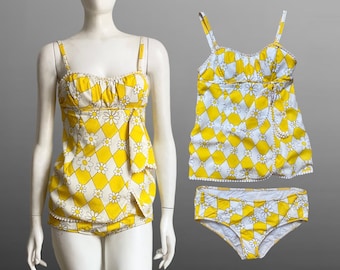 Vintage 1960er Jahre Badeanzug Playsuit Sunshine Yellow Crazy Daisy Harlekin Picot Rand S