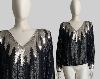 Klasyczny, świąteczny, srebrny, cekinowy top Disco Inferno z lat 80. w stylu lat 80. XX wieku, rozmiar M