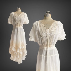 Antique Edwardian Wispy Handkerchief Hem Mesh & Lace Ivory Ruffled Romantic Dress S