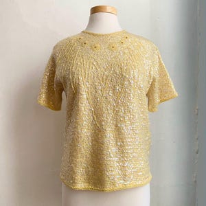 Vintage 1960s B. Altman & Co. Pale Yellow Sequined Wool Floral Embellished Beading Sweater L