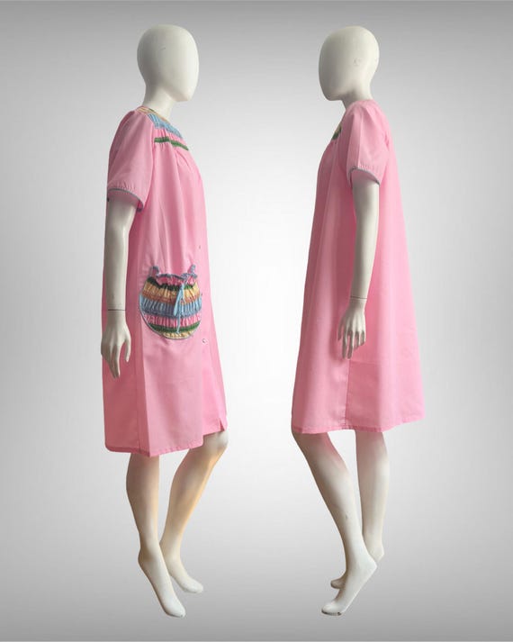 Vintage 1960s Pink Smocked Stripes Lounge Dress H… - image 4