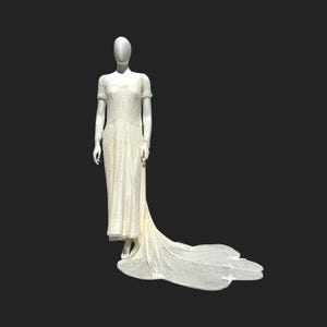 Antique 1920s Ivory Lace Sheer Mesh Scalloped Train w Bows Wedding Dress S