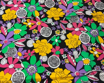 Tessuto Flower Power VIP Cranston Print Works 28" L x 39" L