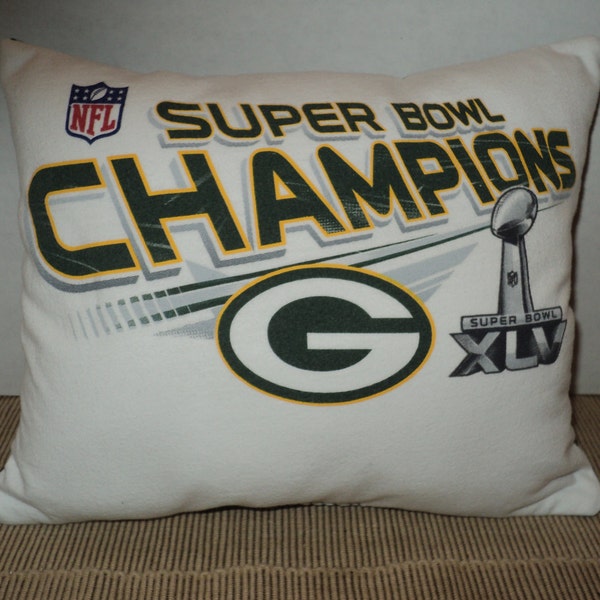 Go Pack Go! mini pillow/ handmade/ New!/ 2-sided/ Green Bay Packers/ Fan Pillow/ complete pillow for use or display/ fully lined/ Nice!