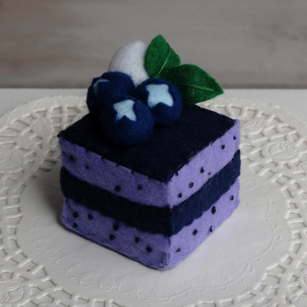 Felt Blueberry Mousse and Jam Cake- Felt cake, play food, tea party, cute deco