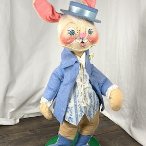 VINTAGE &#39;88 Annalee Dapper Male Rabbit Easter Bunny Cloth Doll Figure 20&quot;