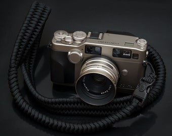 Kazami quickswap, paracord camera neck strap by Yulis. Without logo. 110 cm / Black