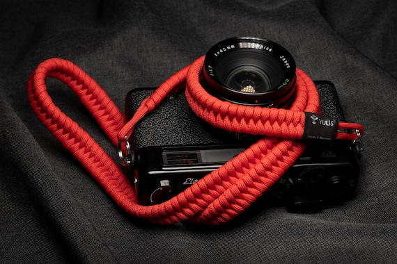 Kazami slim Camera neck strap, Hand-braided paracord shoulder strap.  100cm / Passion red