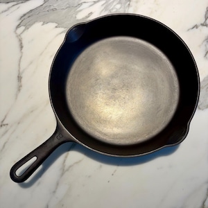 Griswold No 8 Cast Iron Skillet 704 A Small Logo Restored Seasoned Has Wobble
