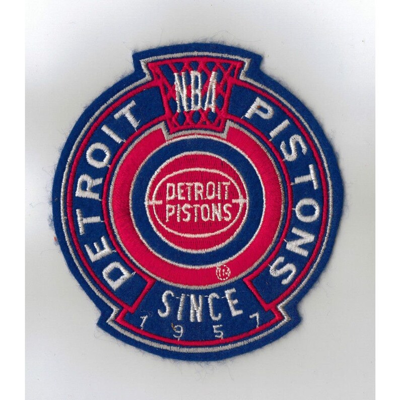 NBA Detroit Pistons 1979/801995/96 Logo in 4 3/8 Crest NON Ironon