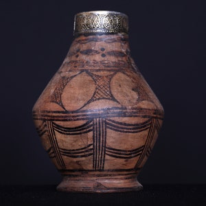 Antique clay water pot - vintage pottery - moroccan pottery - handmade pottery - vintage pottery - berber pottery