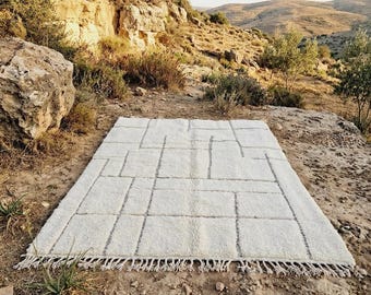 Hand Knotted Beni Ourain Rug – Genuine Lambs Wool Moroccan Berber Carpet