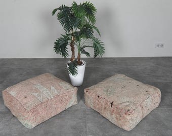 Pouf da 24 x 24 pollici per riscaldare il tuo spazio abitativo - Cuscino pouf da pavimento Kilim fatto a mano per arredamento Boho e stile marocchino