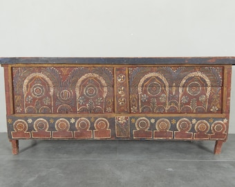Vintage Hand-Painted Moroccan Wood Chest – Berber Rustic Design