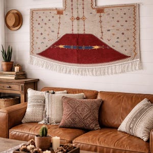 Moroccan Berber Wool Wall Hanging – Boho Textile Decor, Hooded Cape Selham