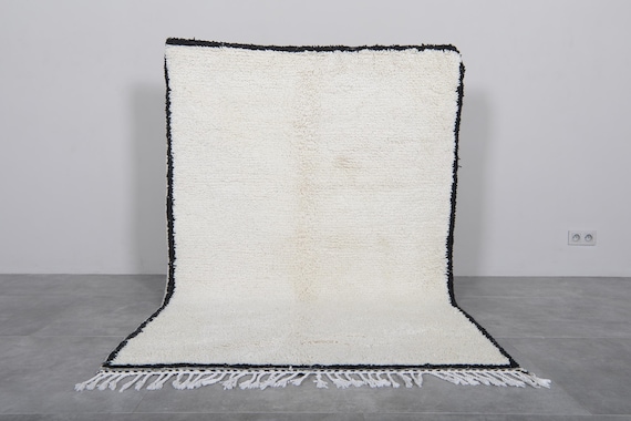 White moroccan rug 4.5 x 6.5 feet handmade moroccan rug - beni ourain rug - moroccan berber rug - moroccan wool rug - morocco rug