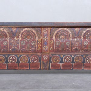 Vintage painted chest - moroccan wooden chest - moroccan box h 22 inches x w 51.5 inches x d 13.7 inches - old chest - painted chest - chest