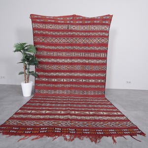 Vintage moroccan Kilim rug 5.3 x 9 ft – Red Berber flatweave kilim – Geometric Striped kilim rug – Handmade wool kilim