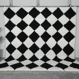 Modern Black and White Checkered Rug - Handmade Moroccan area rug - Geometric Moroccan Berber Style Rug for Living Room or Bedroom
